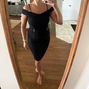 Black Off-Shoulder Bodycon Dress